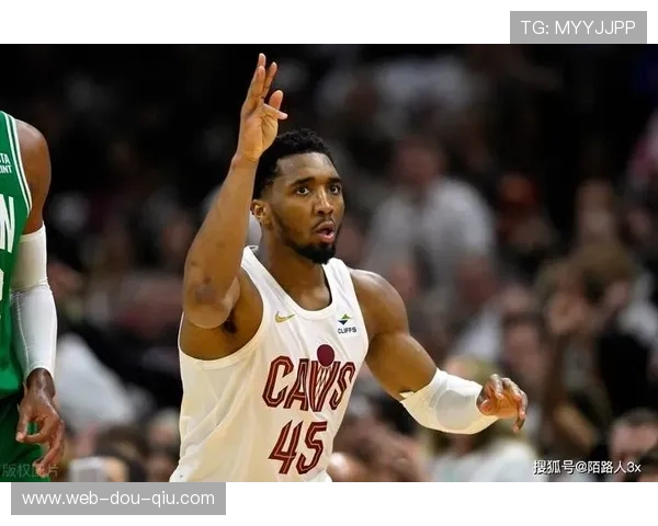 米切尔谈骑士氛围:团队化学反映成绩 米切尔谈骑士氛围:团队化学反映成绩